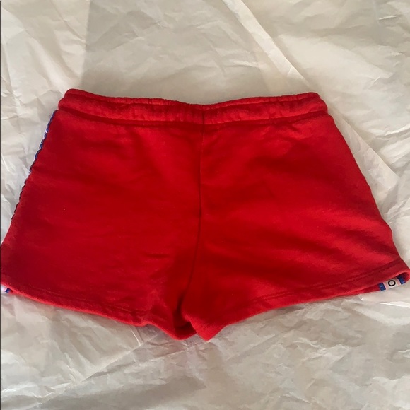 Shorts - Picture 2 of 3